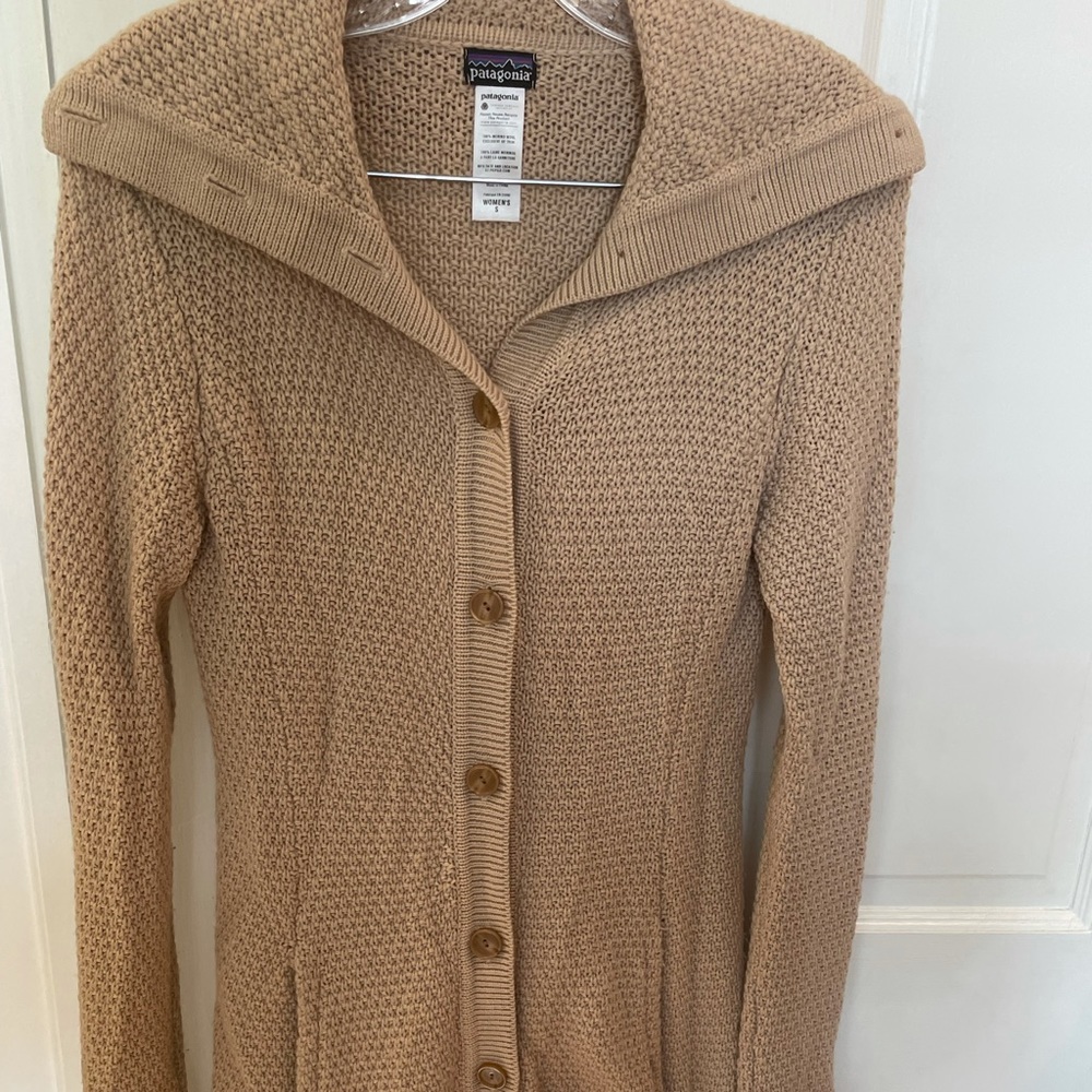 Patagonia women’s sweater